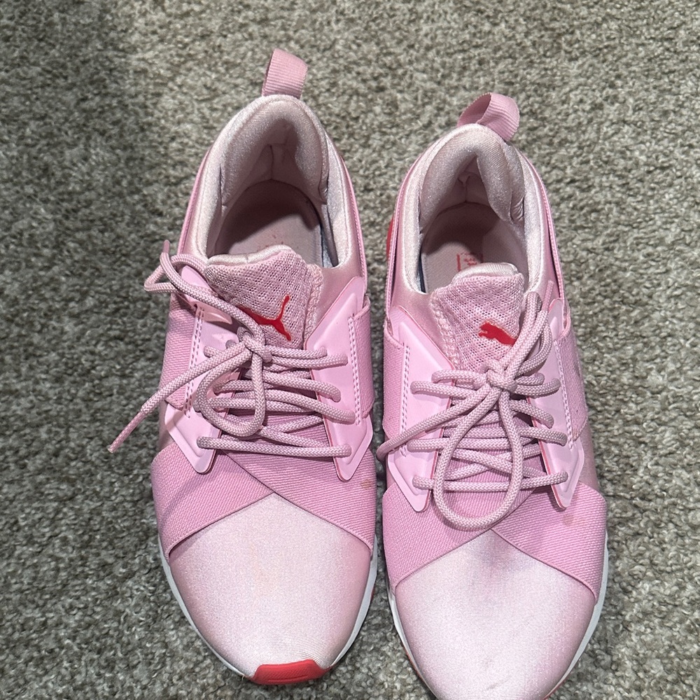 Puma Women's Light Pink Athletic Sneakers